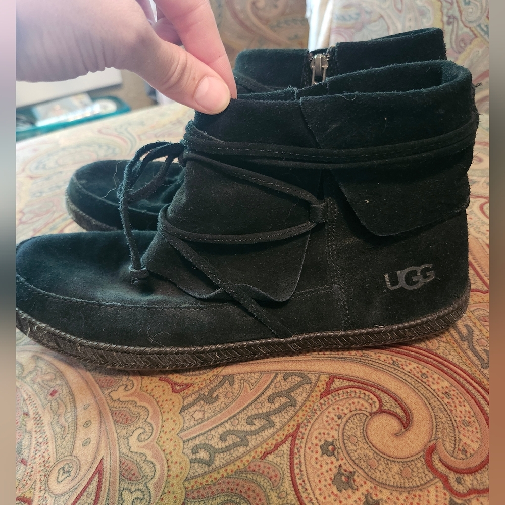 UGG Dark Suede Lace-Up Boots - Picture 3 of 8